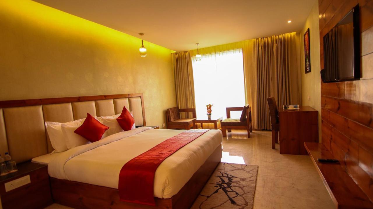 Golden Fern Resort Shimla Exterior photo