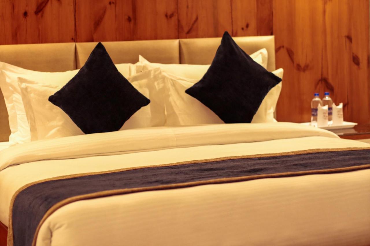 Golden Fern Resort Shimla Exterior photo