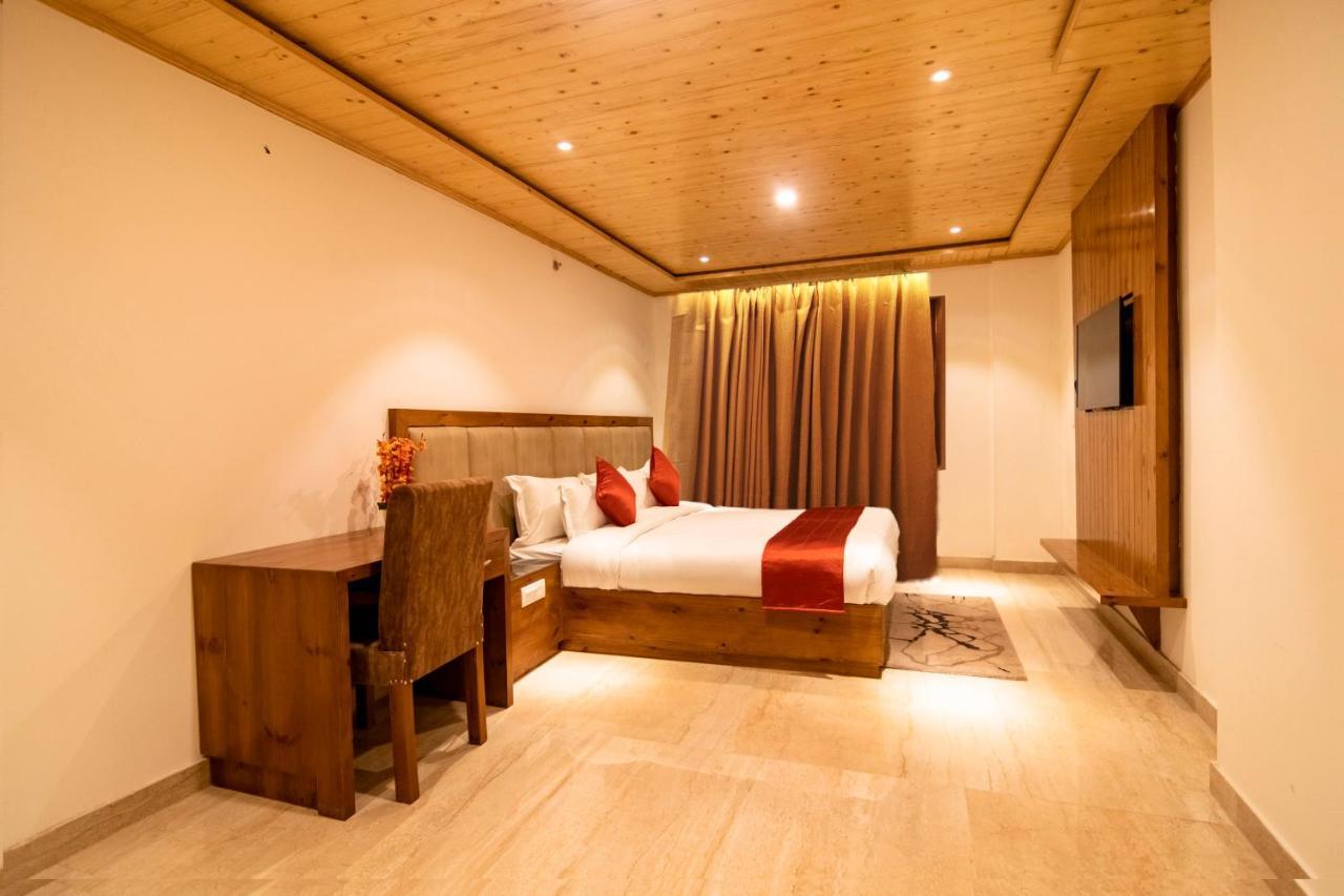 Golden Fern Resort Shimla Exterior photo
