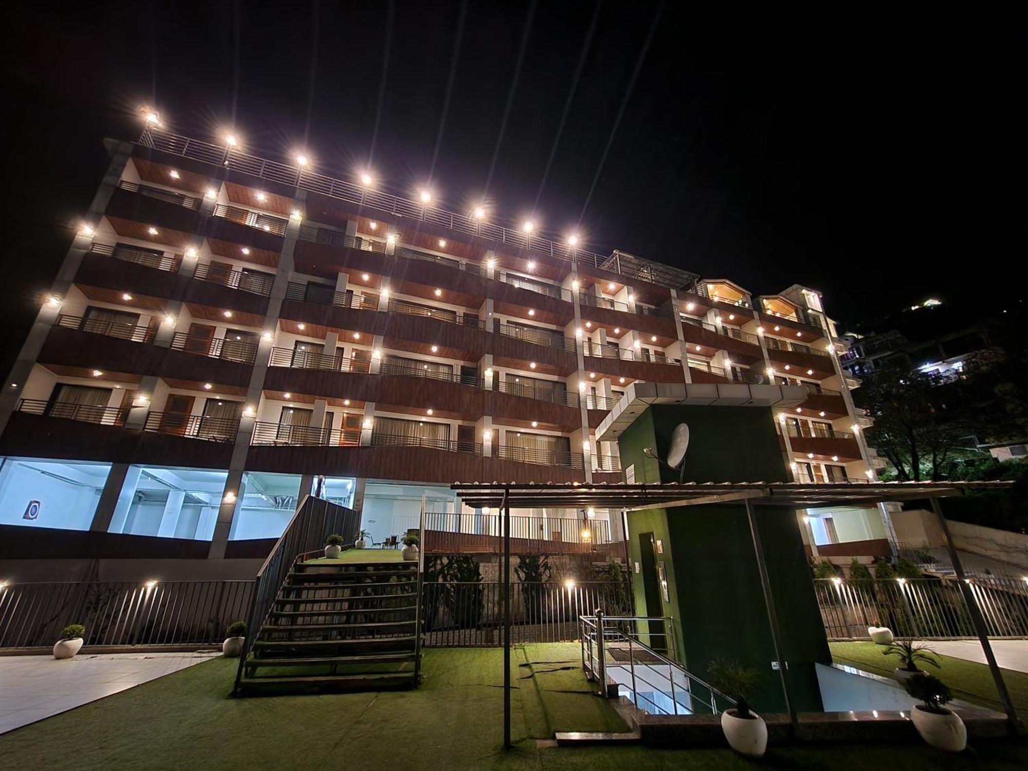 Golden Fern Resort Shimla Exterior photo